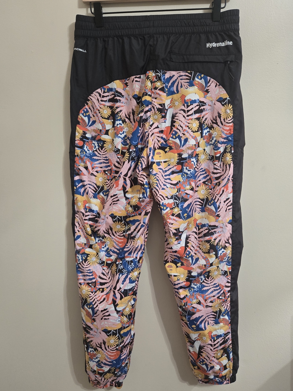 The North Face Hydrenaline 2000 Pants Womens M Tropical Floral Print NWOT - Picture 2 of 12